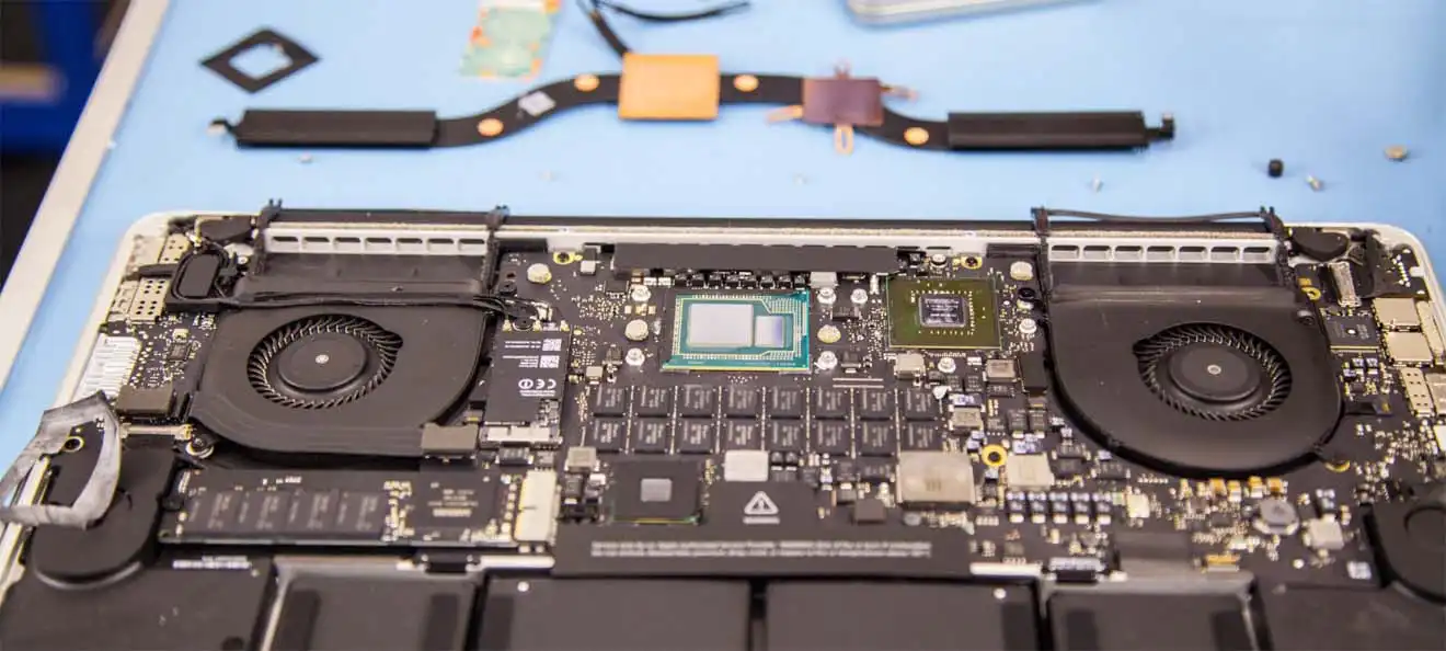 чистка ноутбука Apple MacBook в Сергиевом Посаде
